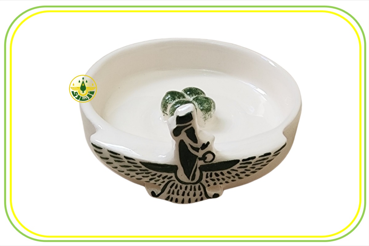 جاعودی با نماد فروهر برجسته