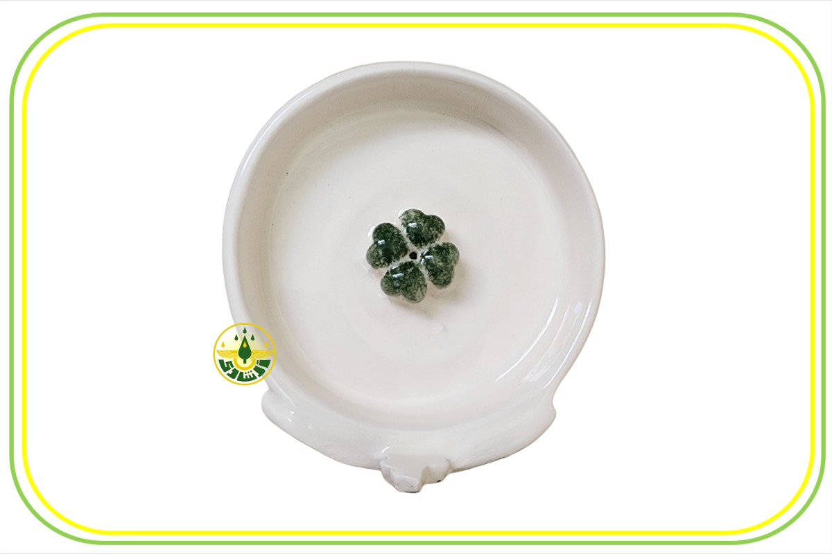 جاعودی با نماد فروهر برجسته